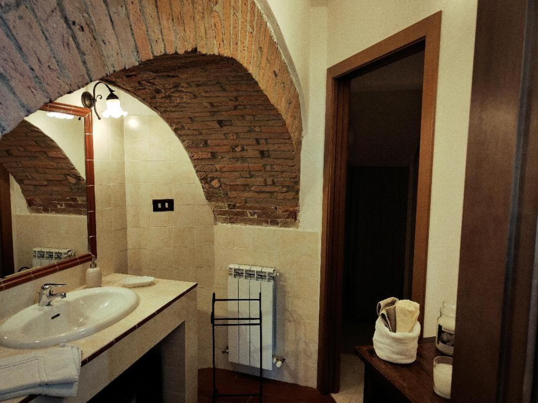 Il Vecchio Frantoio Villa Panicale Luaran gambar